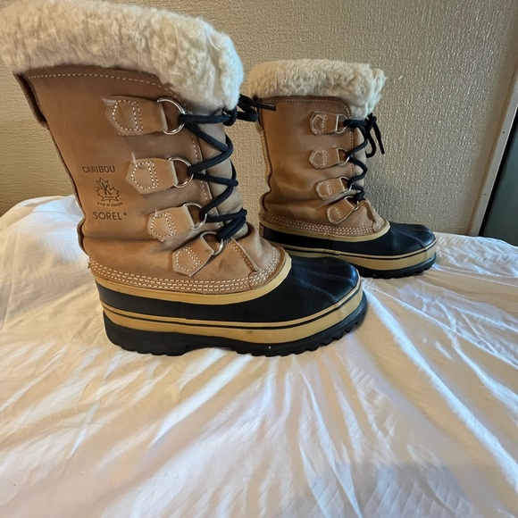 Sorel Caribou Boots - Picture 5 of 13